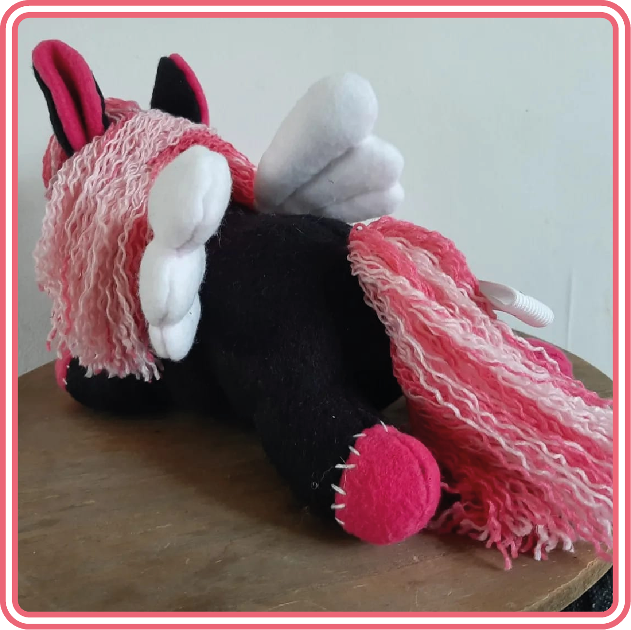 Alicornknuffel_zwart-roze_5